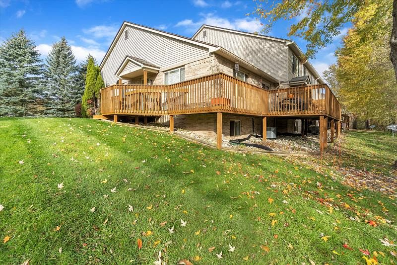 1st image of 1039 Old Leake Ct