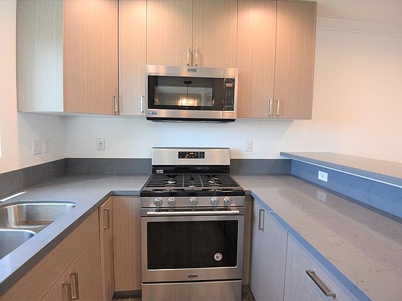 3rd image of 2164 La Canada Crest Dr #3