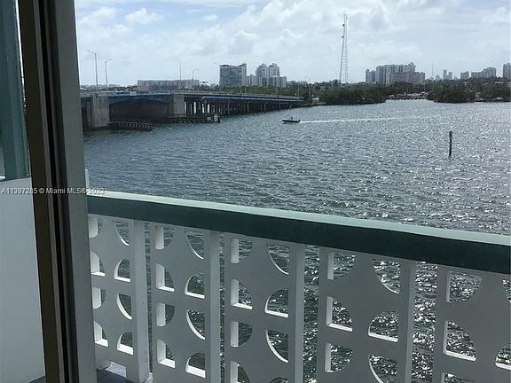 5th image of 7825 NE Bayshore Ct APT 403