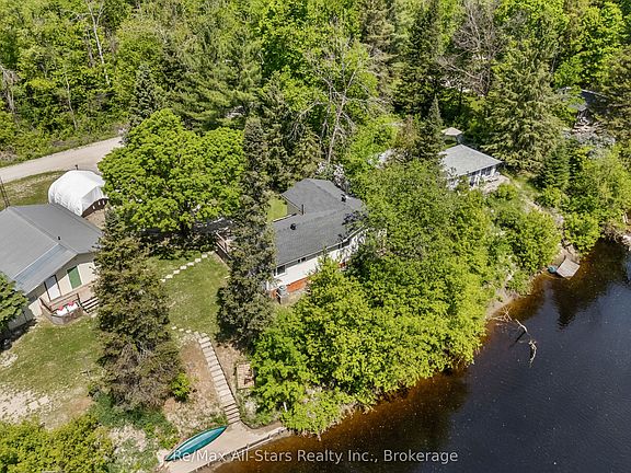 3rd image of 60 Reed Blvd