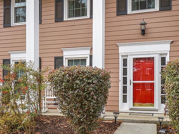 3rd image of 1030 Barrington Landing Ct