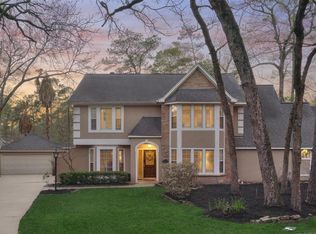 15 Crescent Falls Ct, Spring, TX 77381