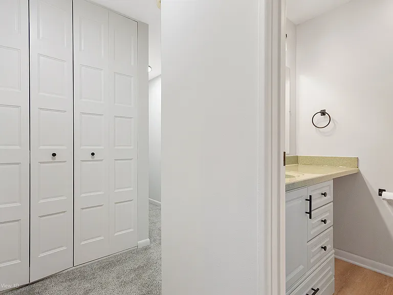 3008 Roberts Dr #7 — Photo 9