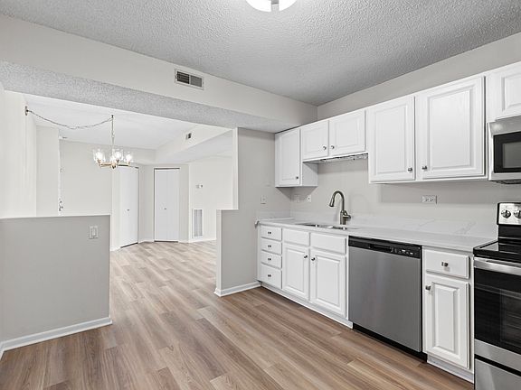 5th image of 511 Aurora Ave Unit 507