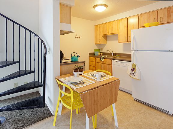 5th image of 125-135-155 E 19th Ave #1558