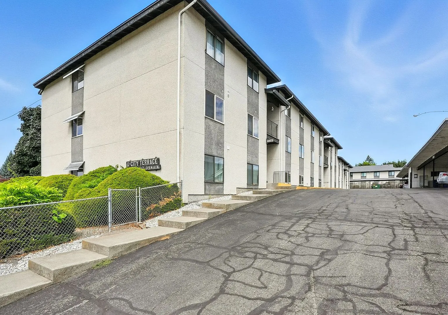 Spokane Valley 2 Bed, 2 Bath with Primary Suite *Available 9/18* — Photo 2