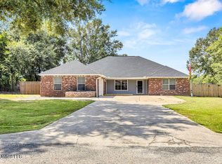 18134 S Village Dr, Saucier, MS 39574