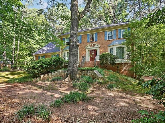 2nd image of 6051 Millstone Run