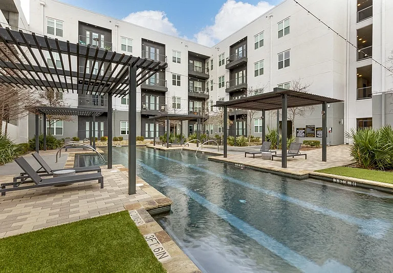 Bell CityLine I — Photo 22