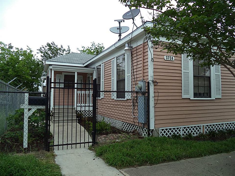 1st image of 3724 Winnie St