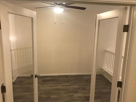 4th image of 5284 Tropical Peach Dr