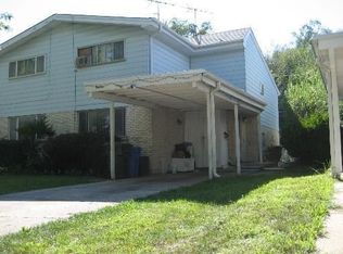 9406 Meadow Ln, Des Plaines, IL 60016