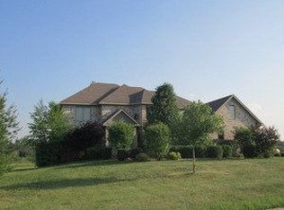 2409 Willow Creek Rd, McHenry, IL 60050