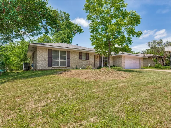 1121 Billie Ruth Ln, Hurst, TX 76053