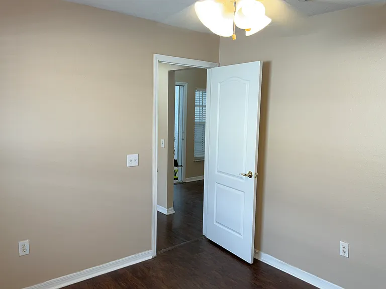 1527 Firewheel Dr — Photo 14