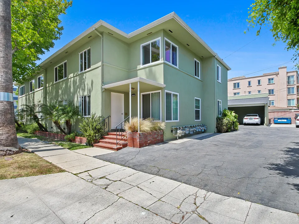 10958 National Blvd #2