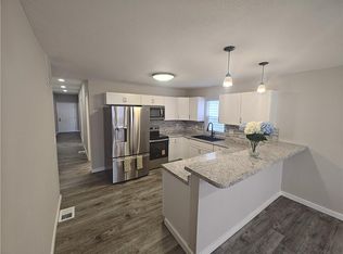 1107 Ottawa St, Leavenworth, KS 66048