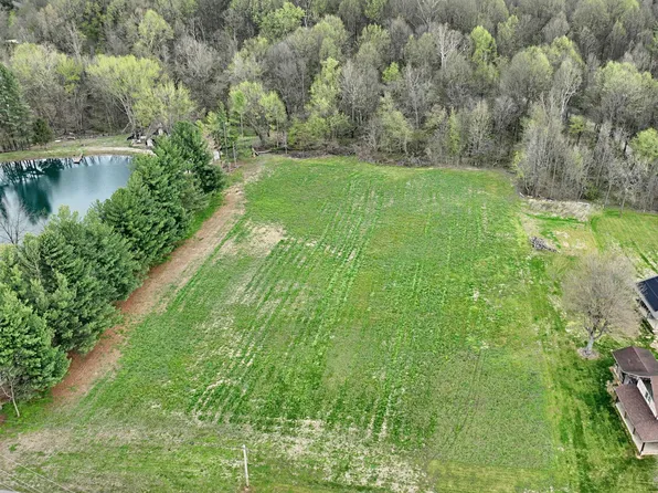 164 E State Rd, Jasper, IN 47546