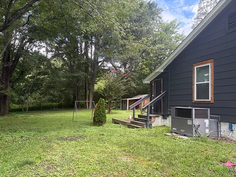 229 Old Planters Rd — Photo 3