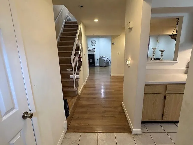 8201 Hana Rd — Photo 2
