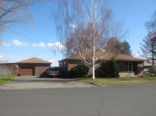 1272 SW 15th St, Redmond, OR 97756