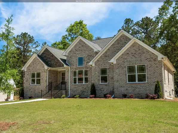 509 Grey Oaks Ct, Pelham, AL 35124