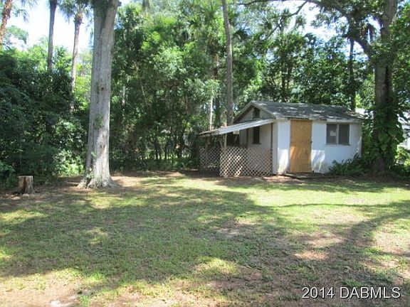 3rd image of 154 15th St