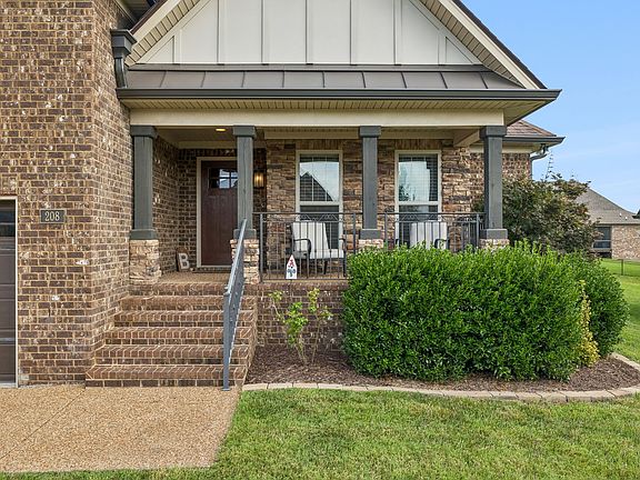 4th image of 208 Ernest Dr