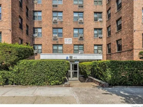 2835 Webb Ave APT 3A, Bronx, NY 10468