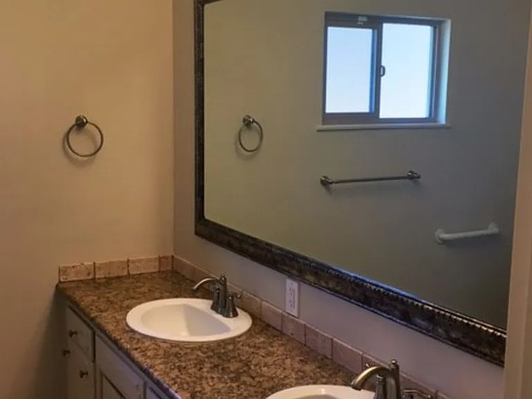1657 W Ellery Way — Photo 13