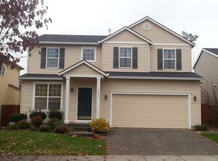 711 NW Harvest Moon Dr, Hillsboro, OR