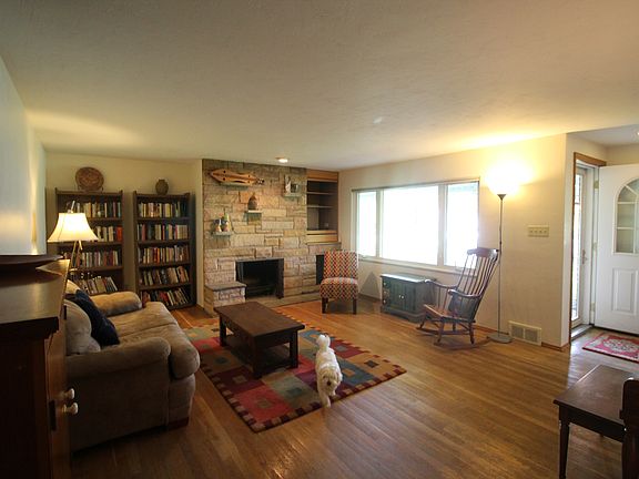20x15 living room
