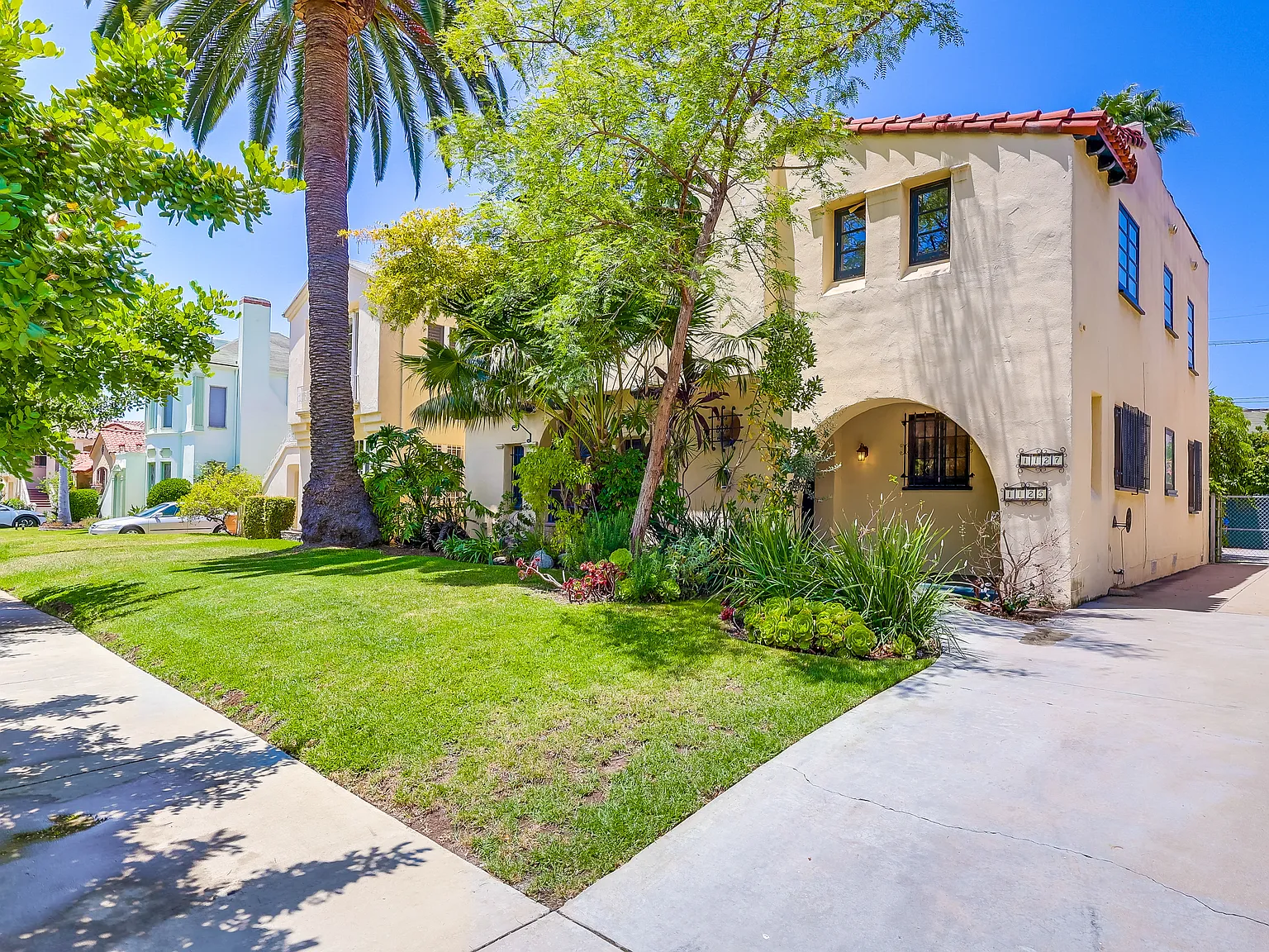 2 bed, 1567 sqft, $4,595 — Photo 3
