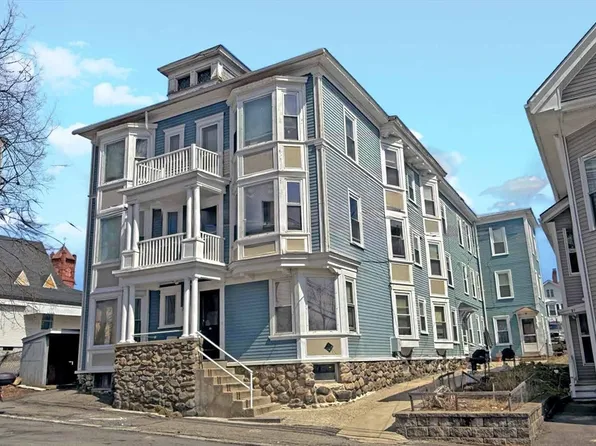 25 Portland St, Haverhill, MA 01830