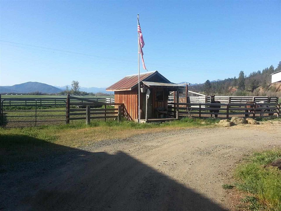 616 Bridge St, Fort Jones, CA 96032 Zillow