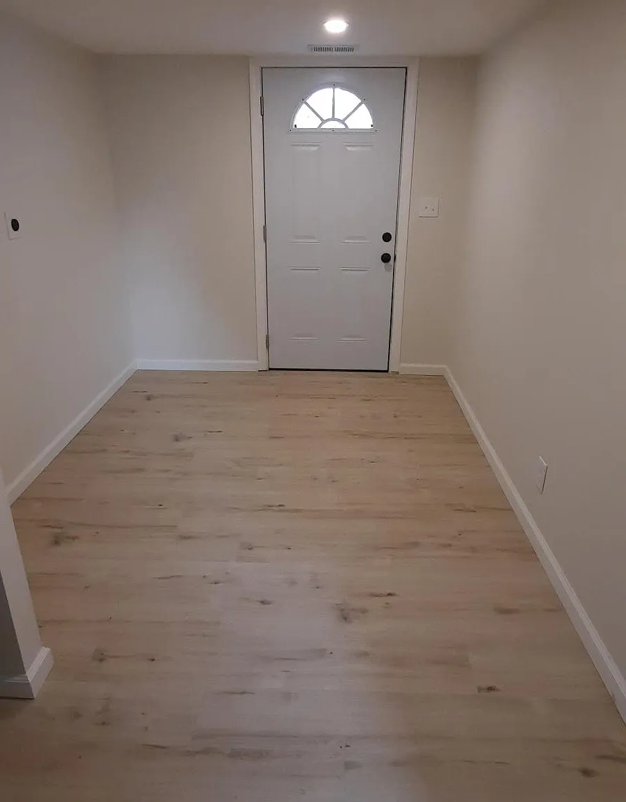 2 bed, 1000 sqft, $1,595 — Photo 4