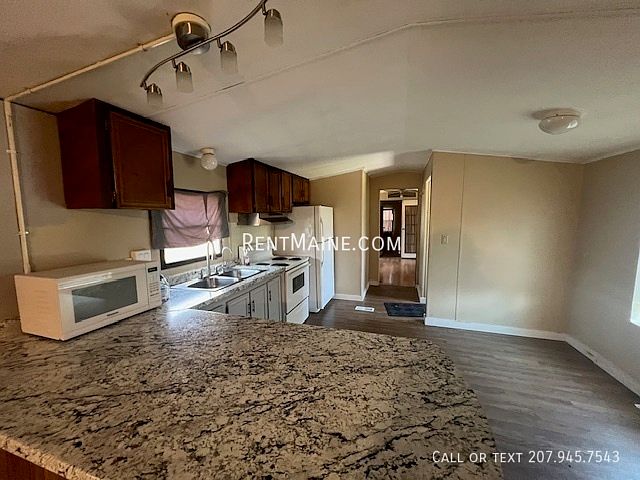 1st image of 27 Possum Ln