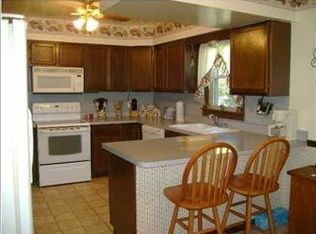 9925 West St, Poseyville, IN 47633