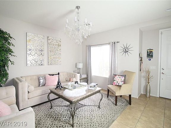 4th image of 3604 Back Country Dr