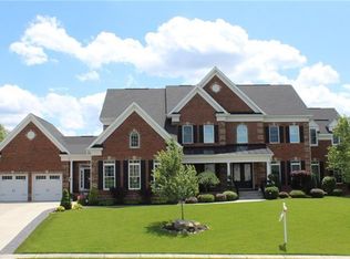 320 Longmore Dr, Mars, PA