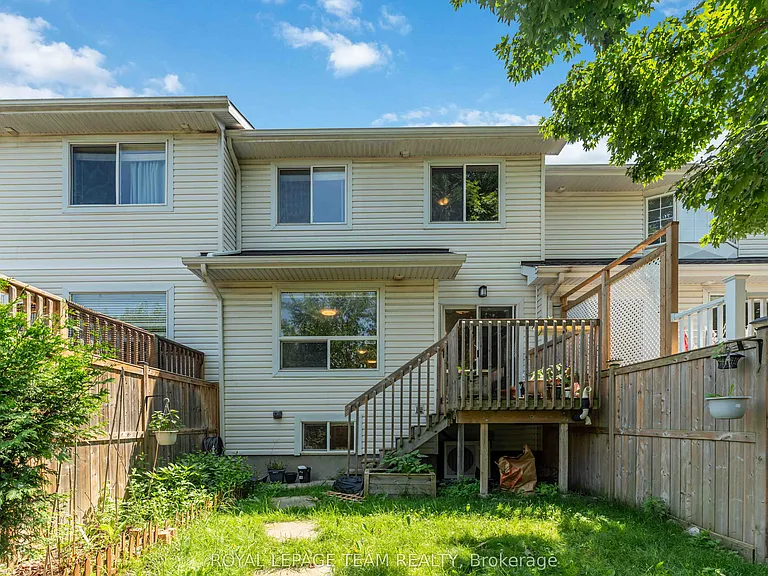 16 Cohen Ave — Photo 28