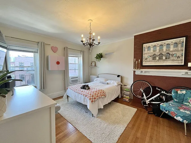 523 Beacon St #8 — Photo 4