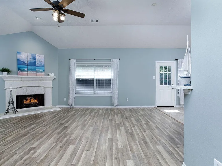 28610 Hidden Cove Dr — Photo 5