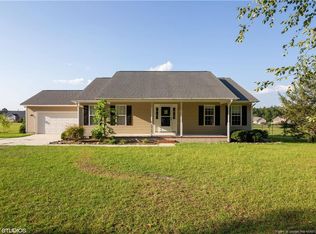415 W Denny Ave, Pinebluff, NC 28373