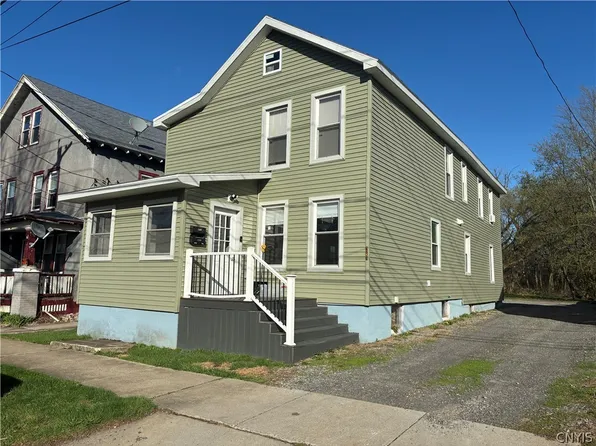 1251 Mohawk St, Utica, NY 13501