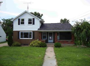217 E Morenci St, Lyons, OH 43533