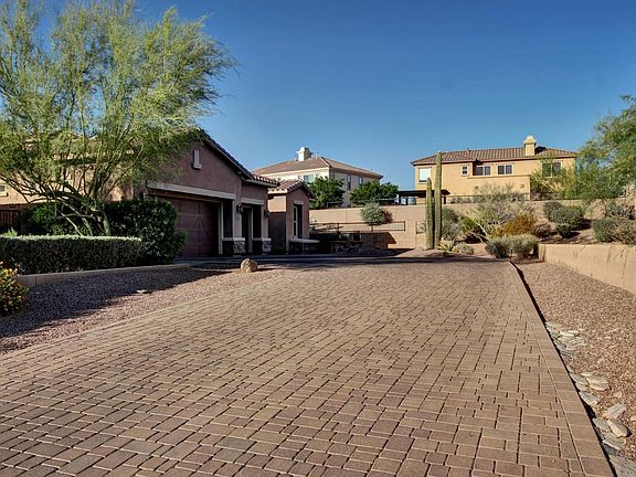 3rd image of 5256 E Barwick Dr