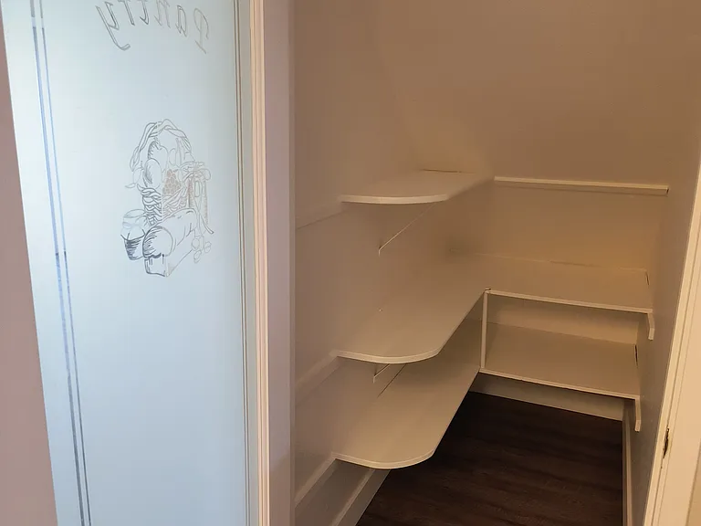 6805 Castillo Ct — Photo 10