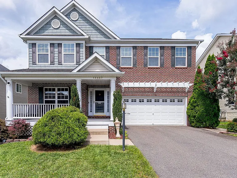 18482 Quantico Gateway Dr — Photo 1