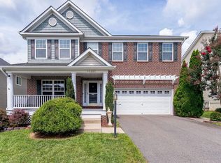 18482 Quantico Gateway Dr, Triangle, VA 22172